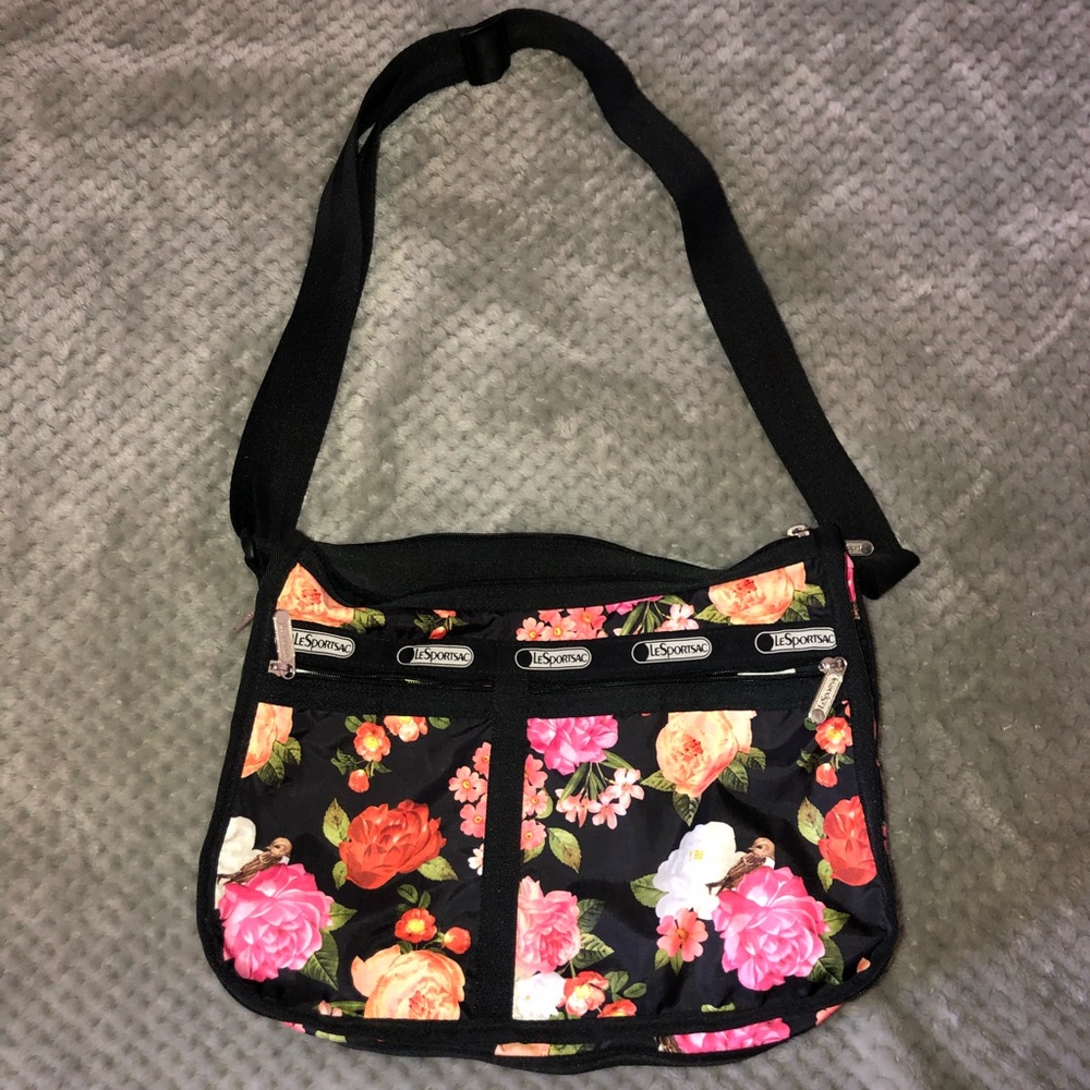 Lesportsac floral crossbody/shoulder bag